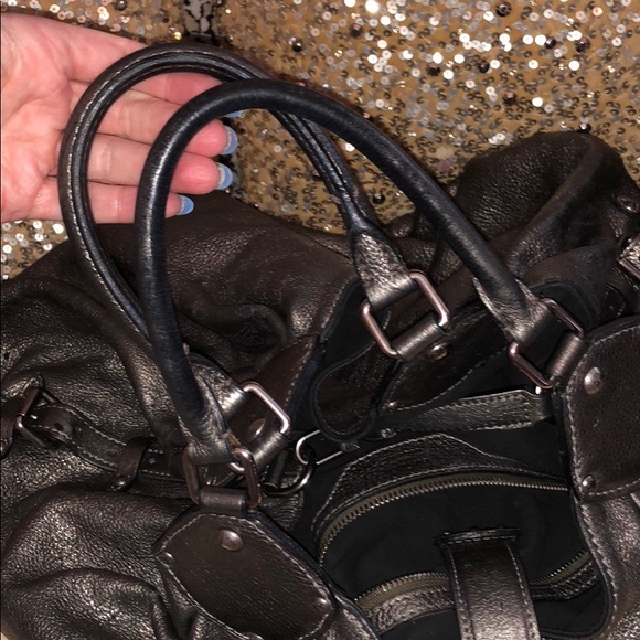 🌸SOLD🌸 Louis Vuitton Mahina Metallic Pewter GUC - Picture 7 of 8